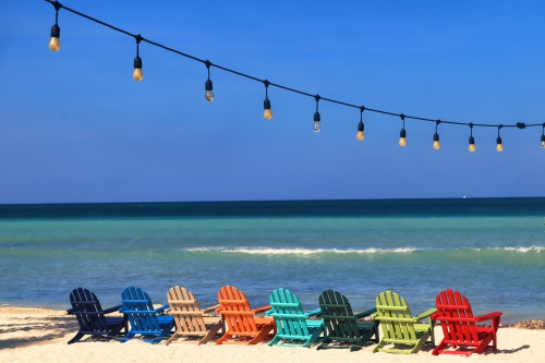 Crédito da foto: Foto de Katie Schankula: https://www.pexels.com/pt-br/foto/mar-praia-litoral-ferias-20146023/ Oranjestad